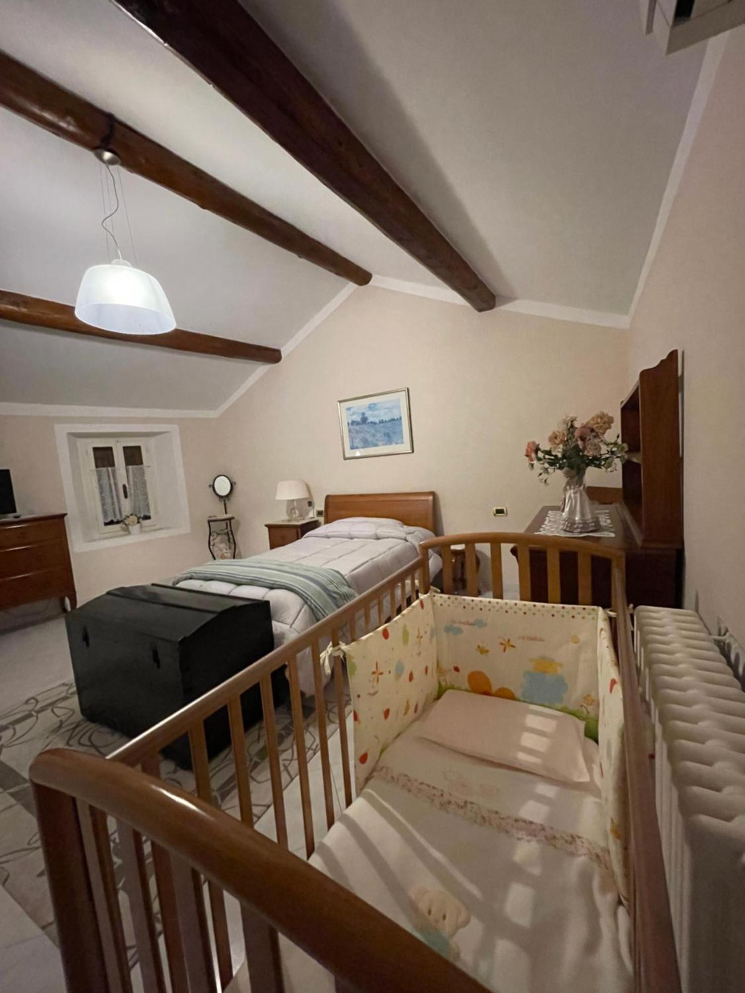 Mazzetti Country House-Vita In Campagna Con Giardino Vimignano-Chiesa Eksteriør billede